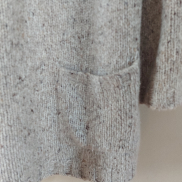 Autumn Cashmere pure cashmere cableknit oversized turtleneck sweater wit… - Picture 7 of 8